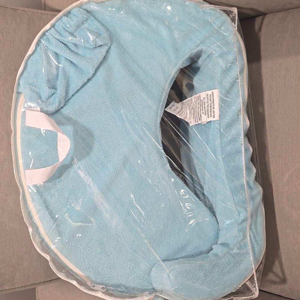 My Brest Friend Aqua Blue Nursing Pillow - Picture 15 of 16
